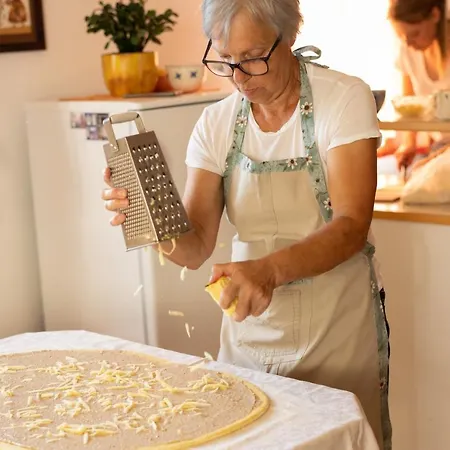 Grunt Sonek Apartment Mislinja