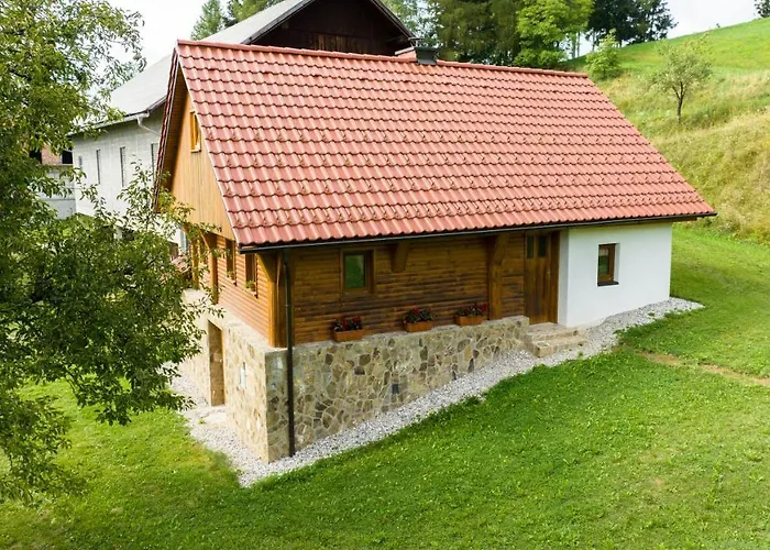 Grunt Sonek شقة Mislinja