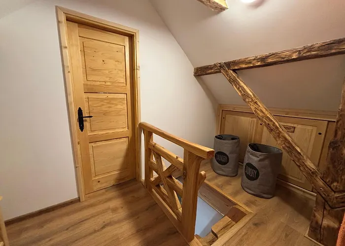 Grunt Sonek شقة *